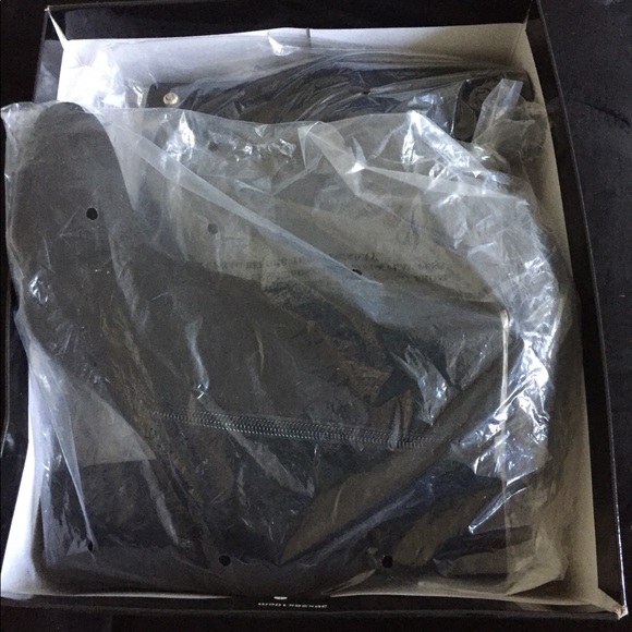 Guess Heeled Ankle Boots - Picture 4 of 5